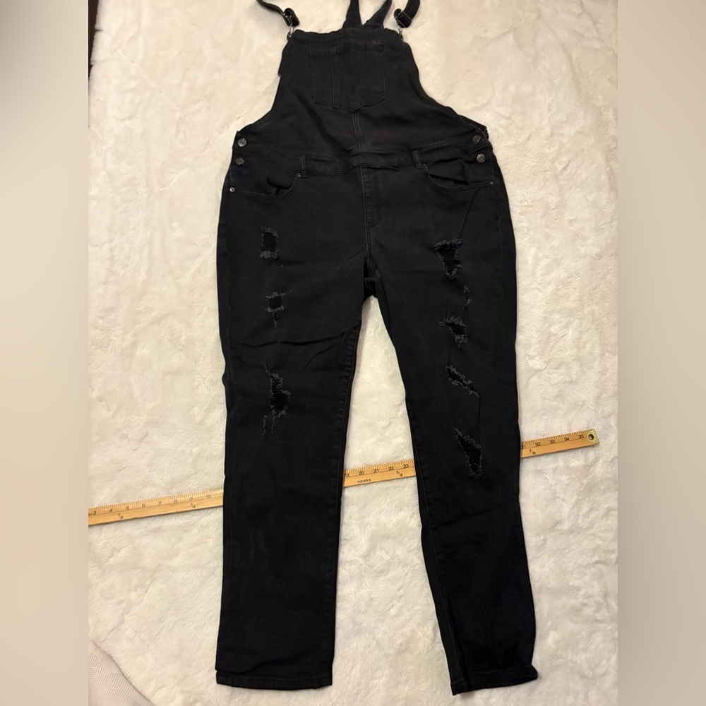 Soho Black Distressed Jeans Overalls sze20